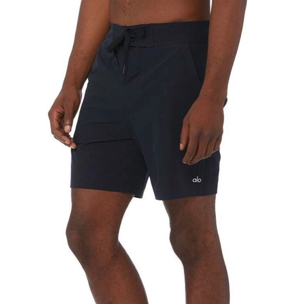 Alo Yoga Mens Plow Boardshorts Navy Blue  XL New